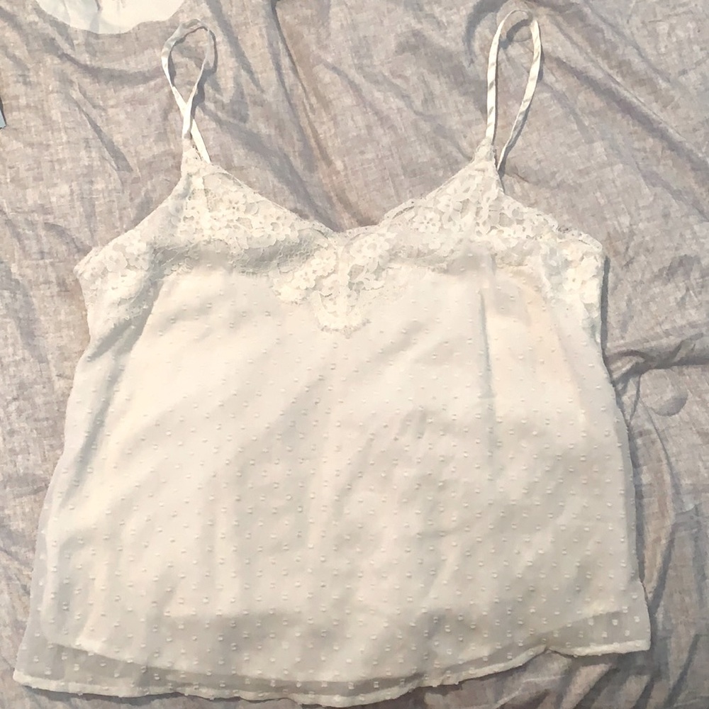 White Abercrombie and Fitch blouse perfect for spring/ summer